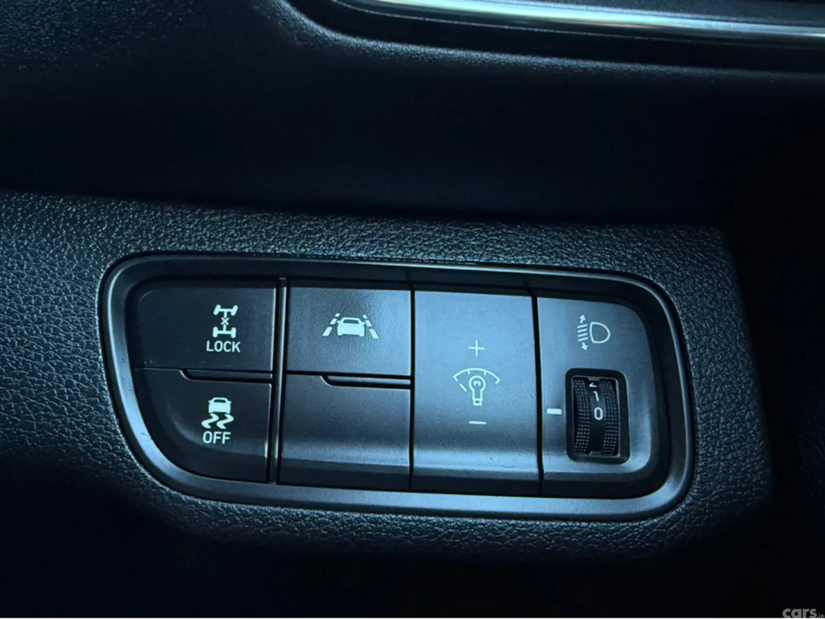 Hyundai Santa Fe Estate, Diesel, 2019, Brown