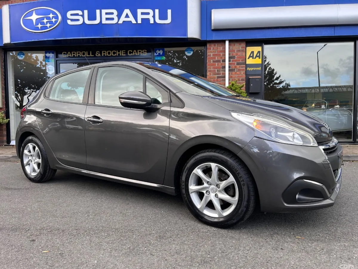 Peugeot 208 Hatchback, Petrol, 2019, Grey