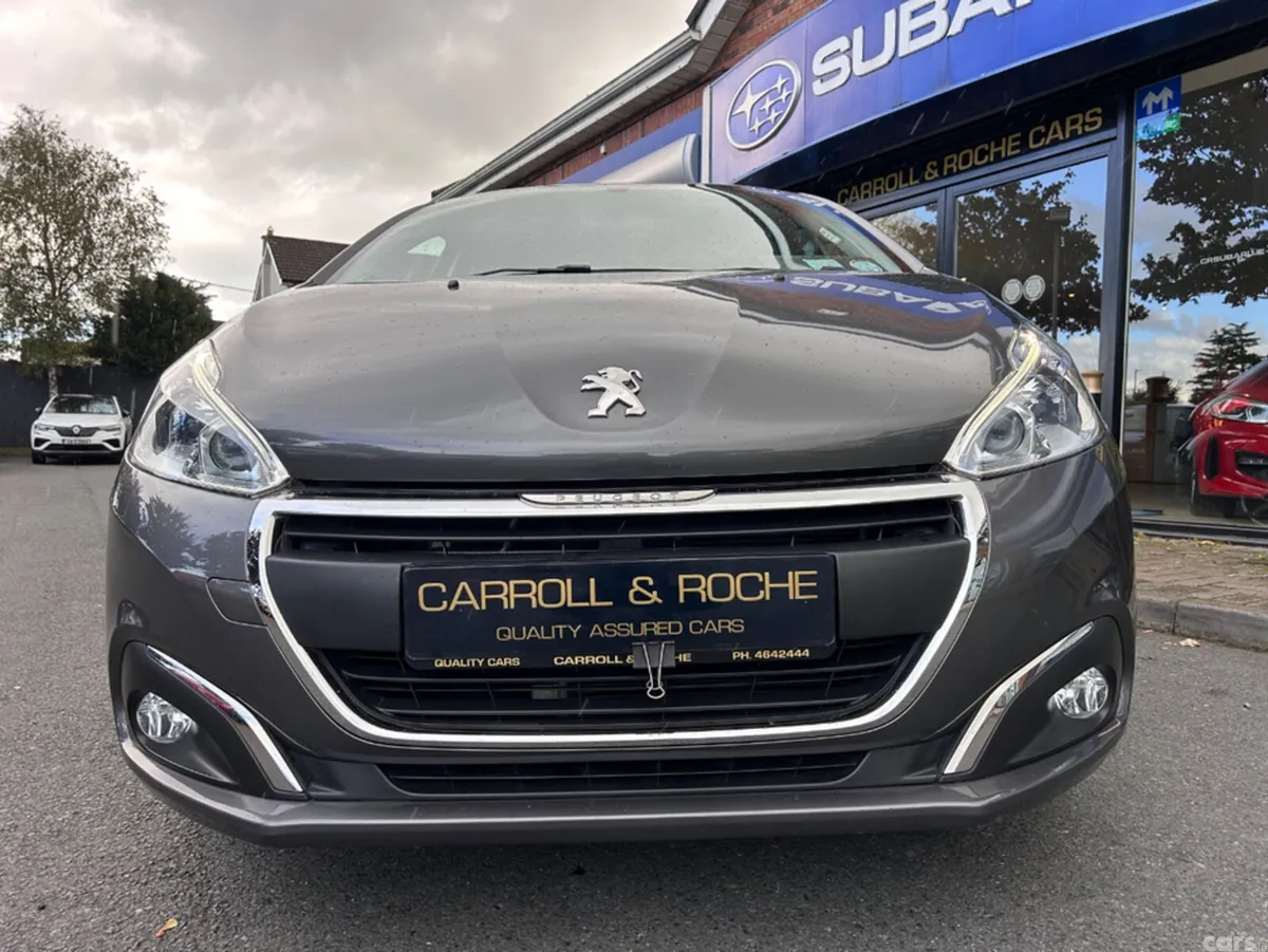 Peugeot 208 Hatchback, Petrol, 2019, Grey