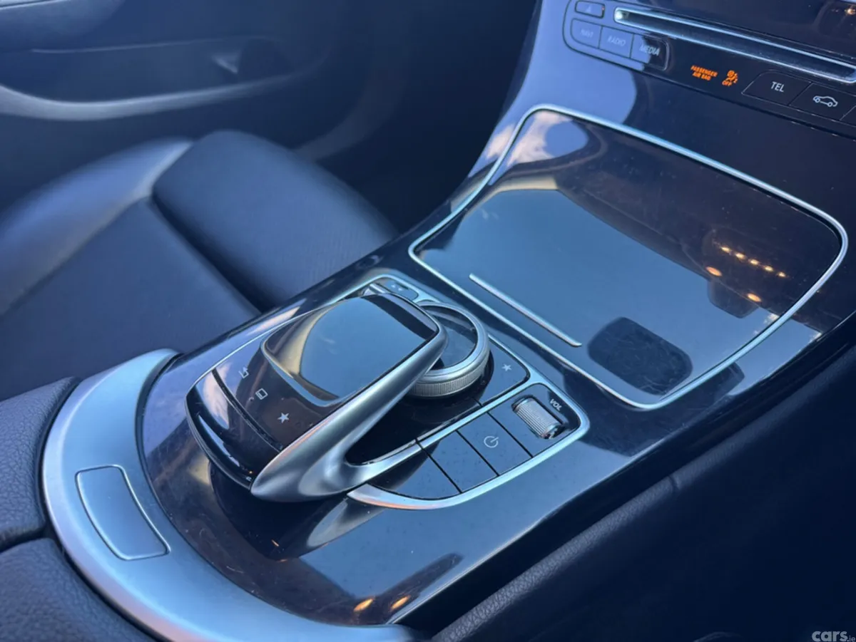 Mercedes-Benz C-Class Saloon, Petrol, 2016, Silver