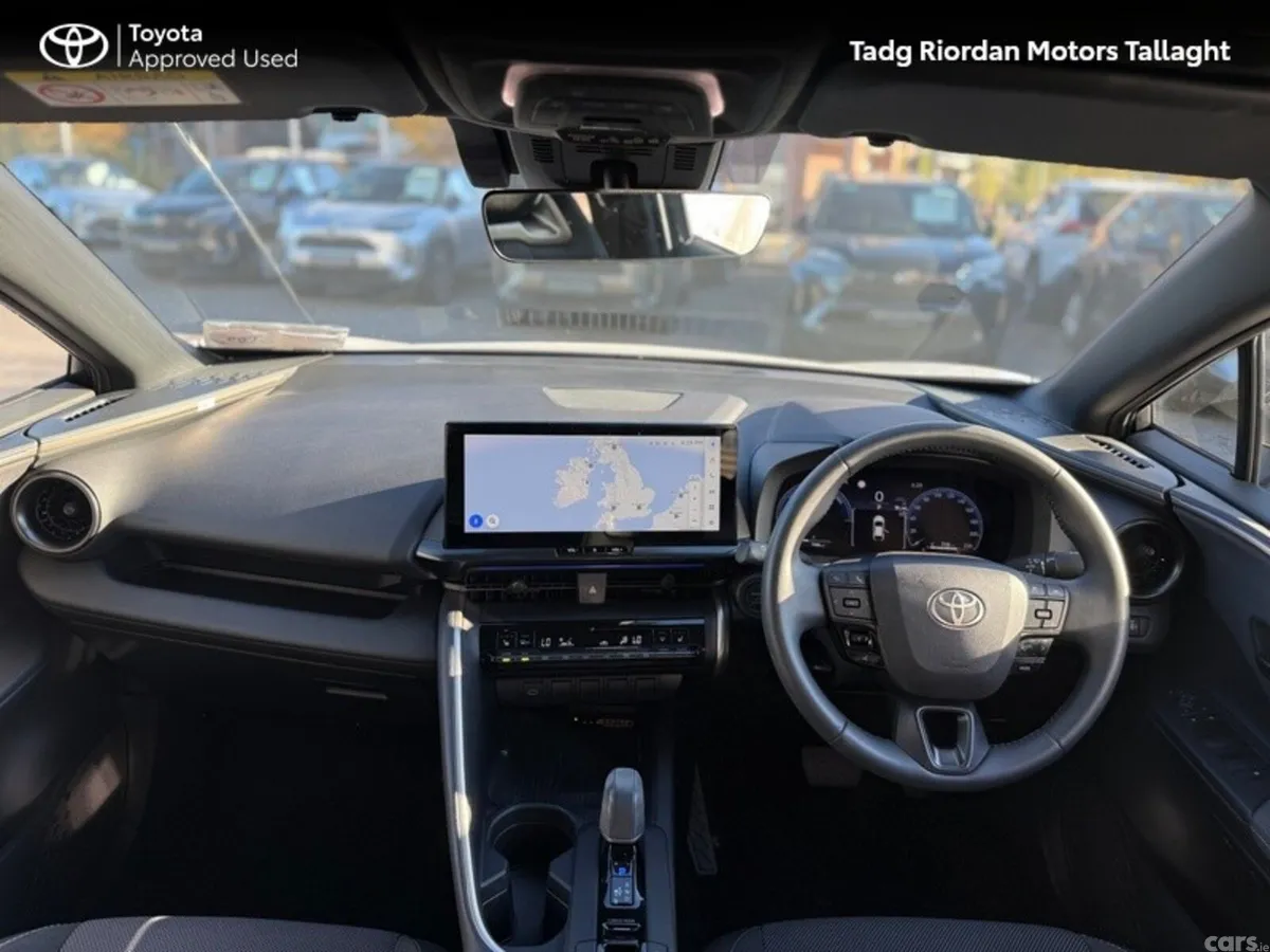 Toyota C-HR SUV, Petrol Hybrid, 2026, White