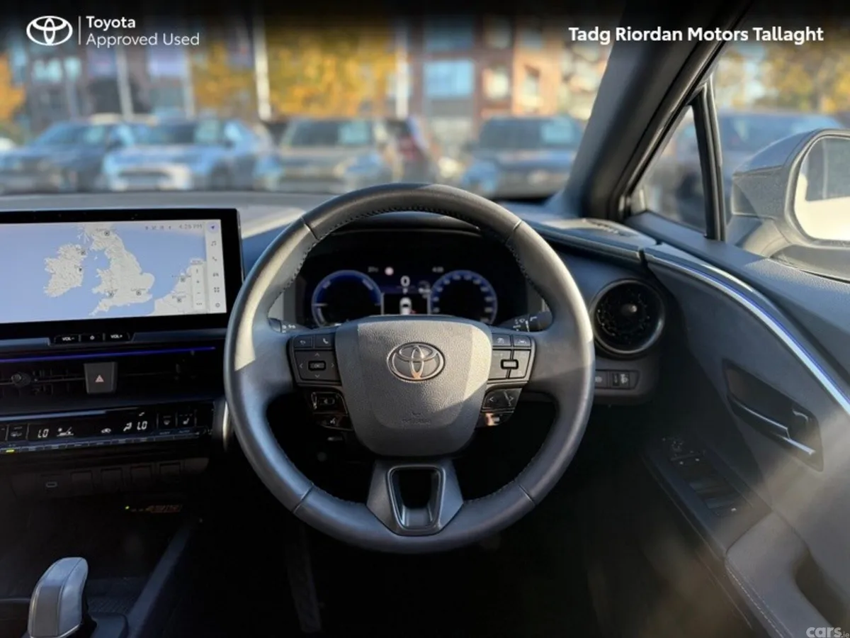 Toyota C-HR SUV, Petrol Hybrid, 2026, White