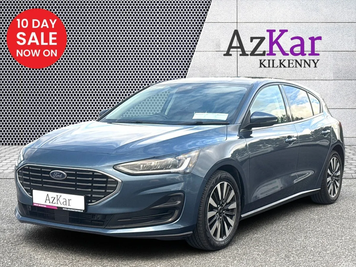 Ford Focus Hatchback, Petrol, 2024, Blue