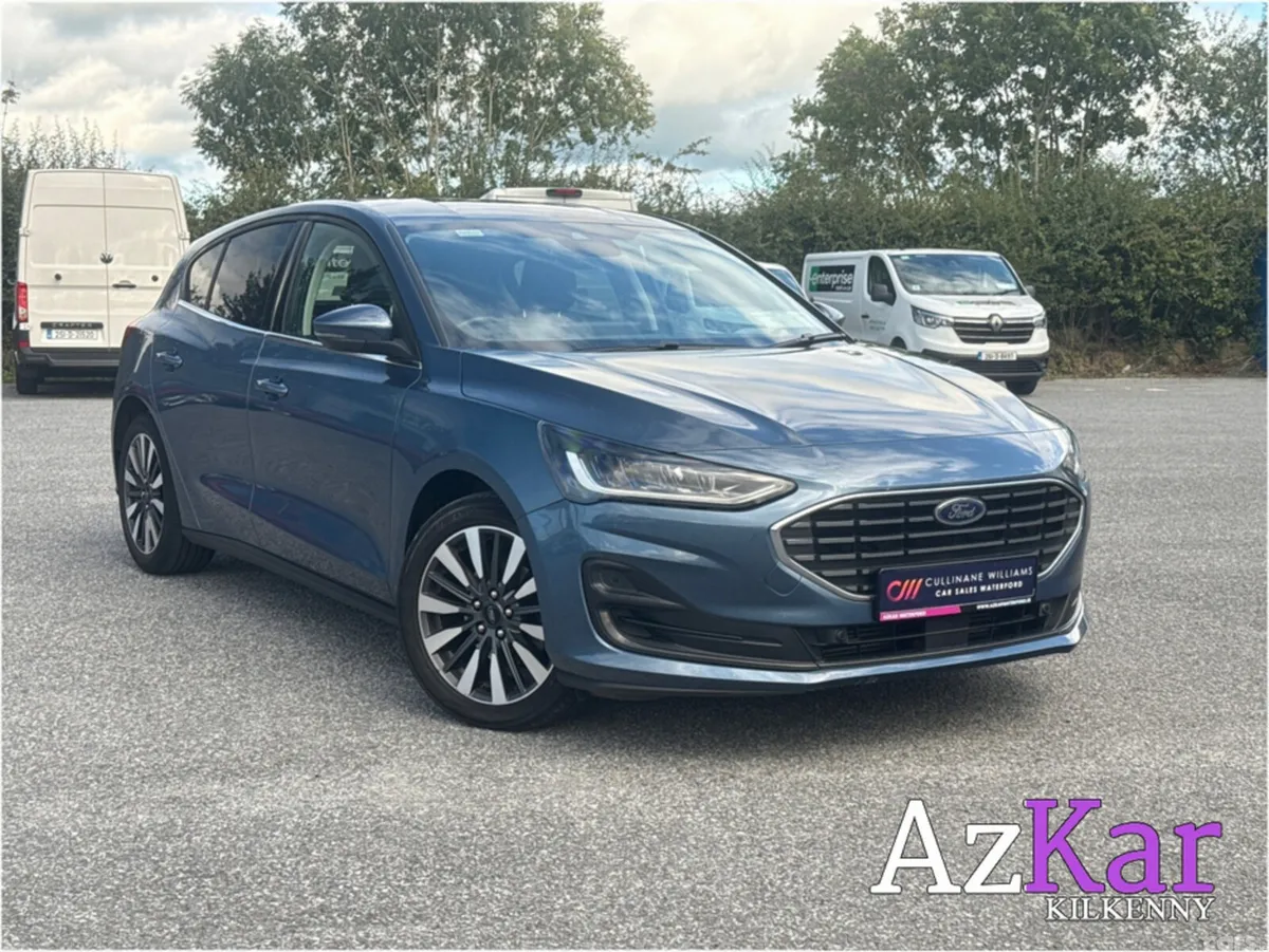 Ford Focus Hatchback, Petrol, 2024, Blue