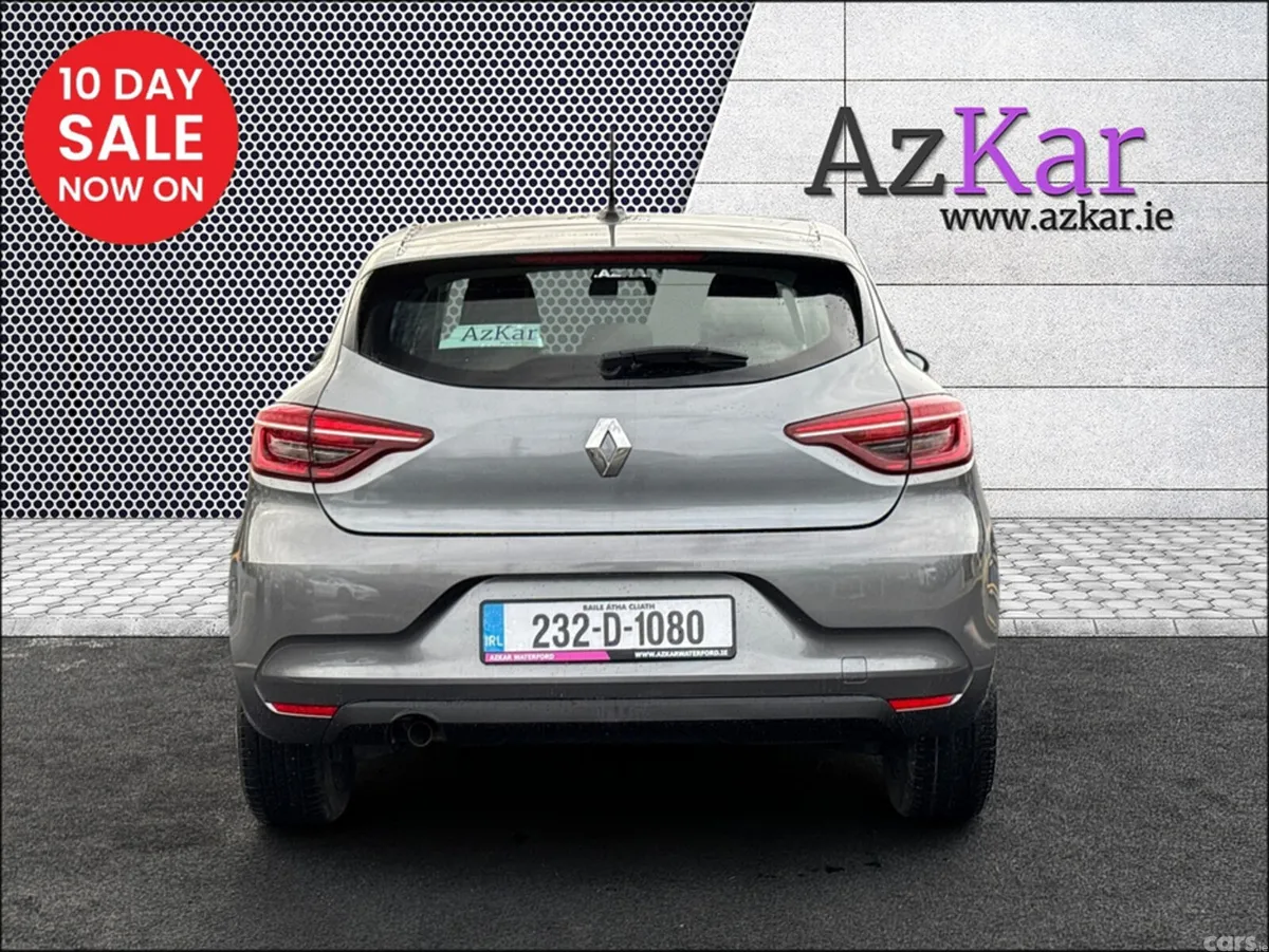 Renault Clio Hatchback, Petrol, 2023, Grey