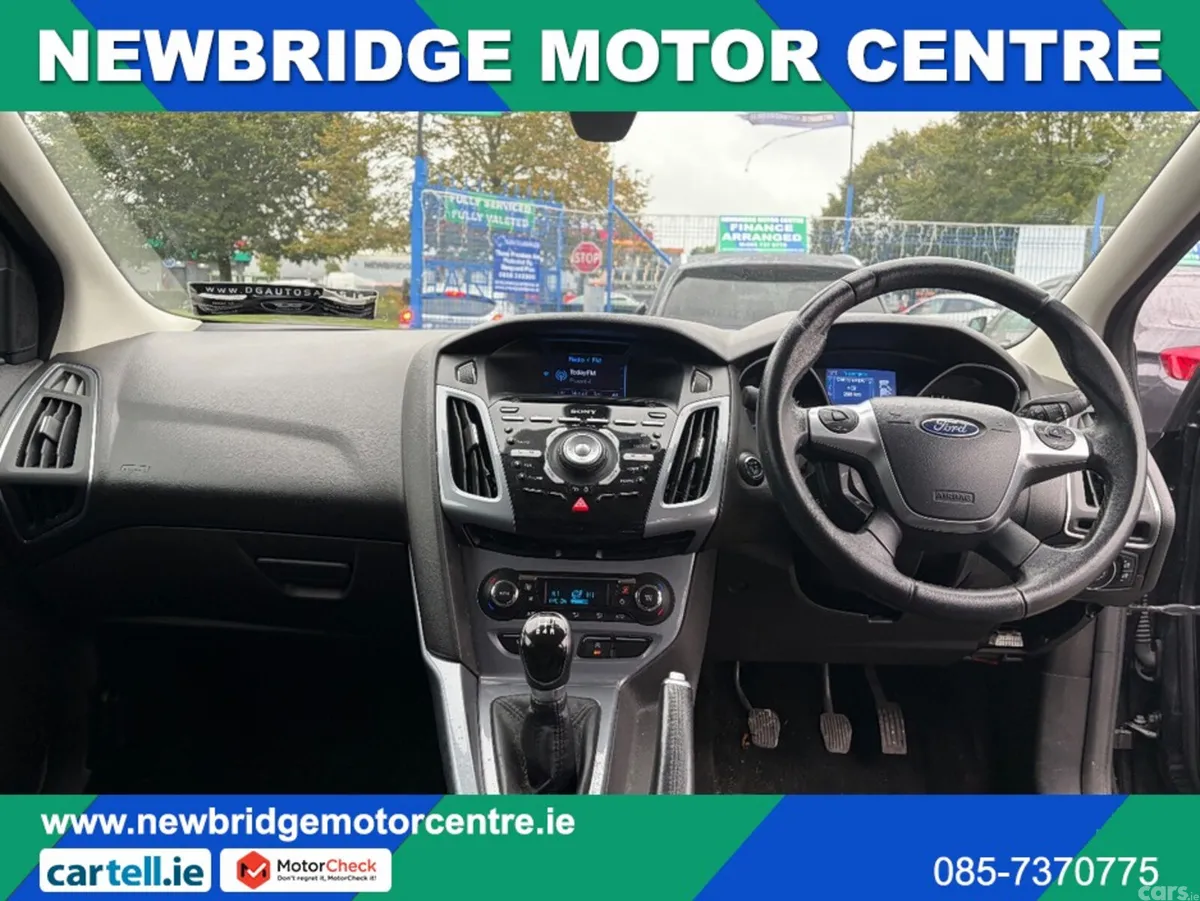 Ford Focus Hatchback, Petrol, 2014, Black