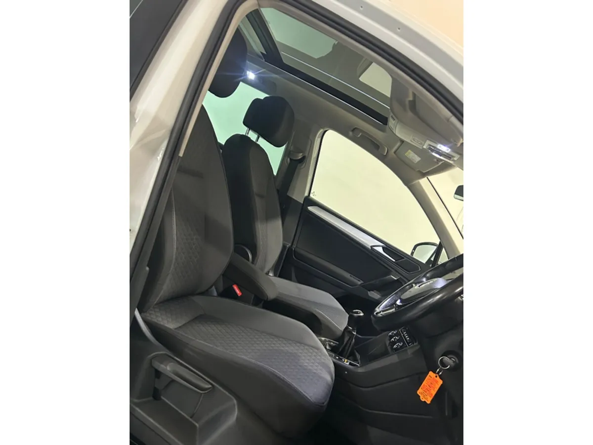 Volkswagen Tiguan SUV, Diesel, 2018, White