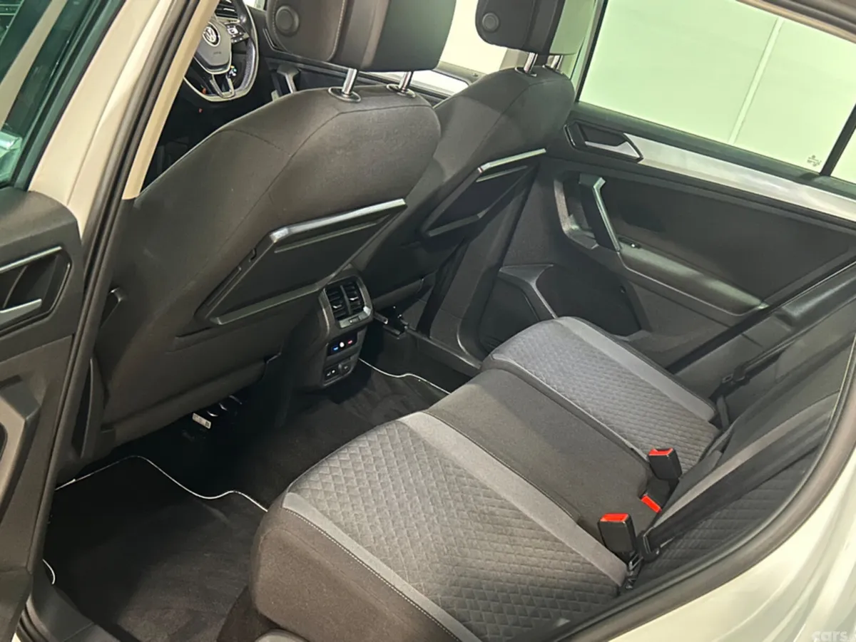 Volkswagen Tiguan SUV, Diesel, 2018, White