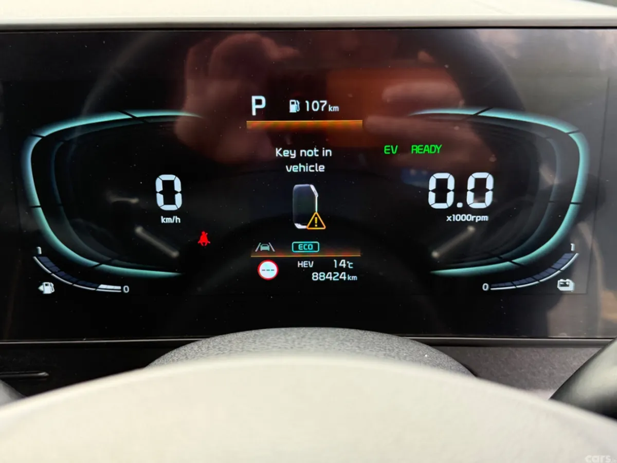 Kia Sportage SUV, Petrol Plug-in Hybrid, 2022, White