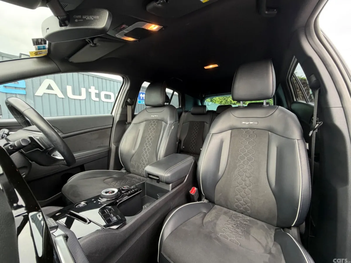 Kia Sportage SUV, Petrol Plug-in Hybrid, 2022, White