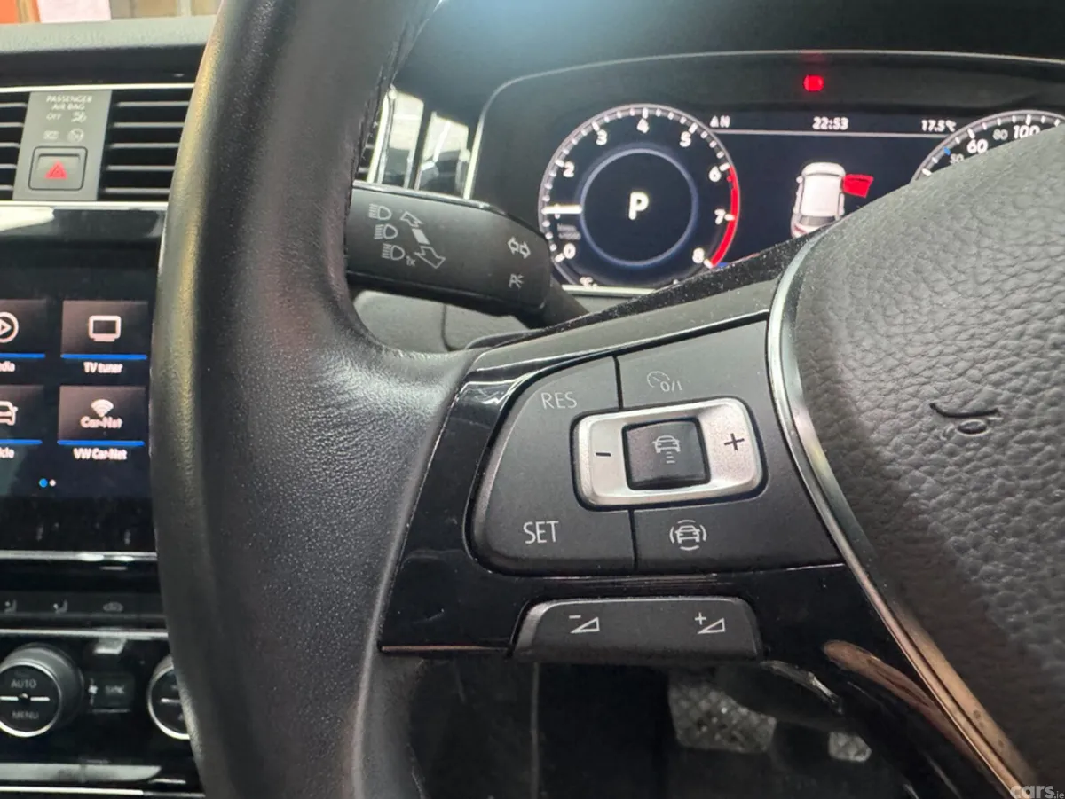 Volkswagen Golf Hatchback, Petrol, 2019, Grey