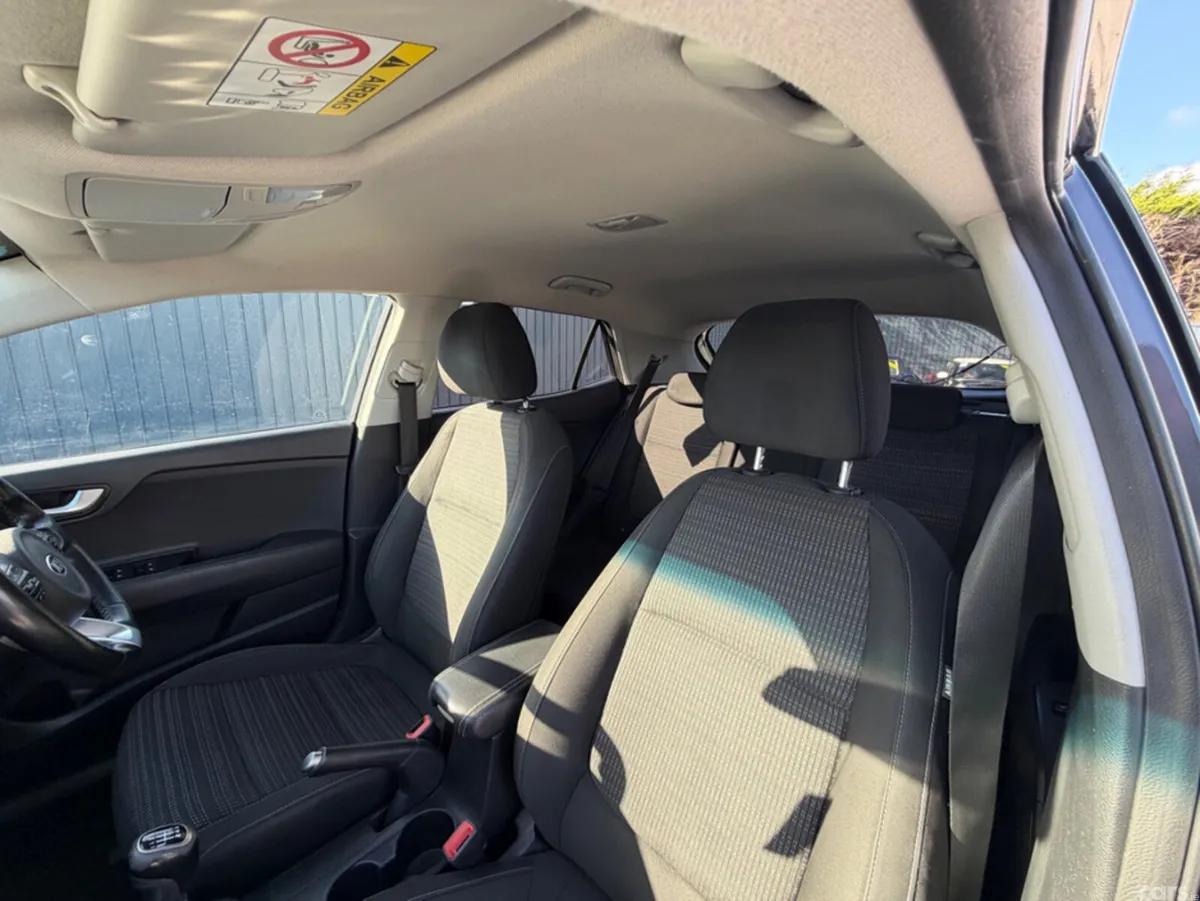 Kia Stonic SUV, Petrol, 2018, Grey