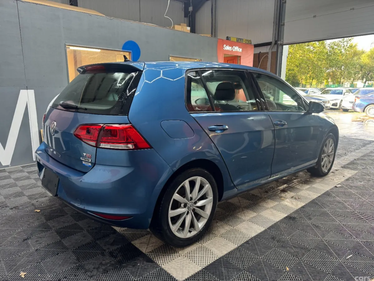 Volkswagen Golf Hatchback, Petrol, 2016, Blue