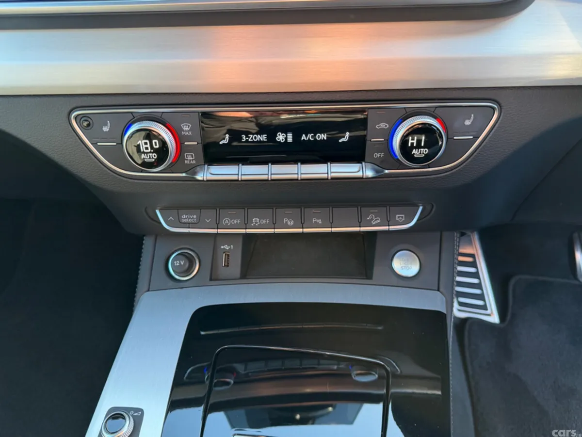 Audi Q5 SUV, Diesel, 2023, Grey