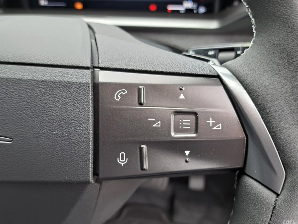 Opel Grandland SUV, Petrol Hybrid, 2027, Grey