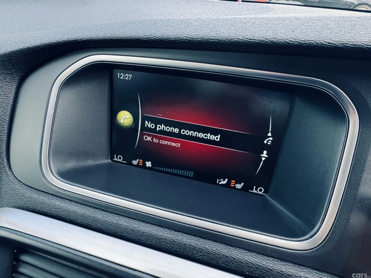 Volvo V40 Hatchback, Diesel, 2016, Grey