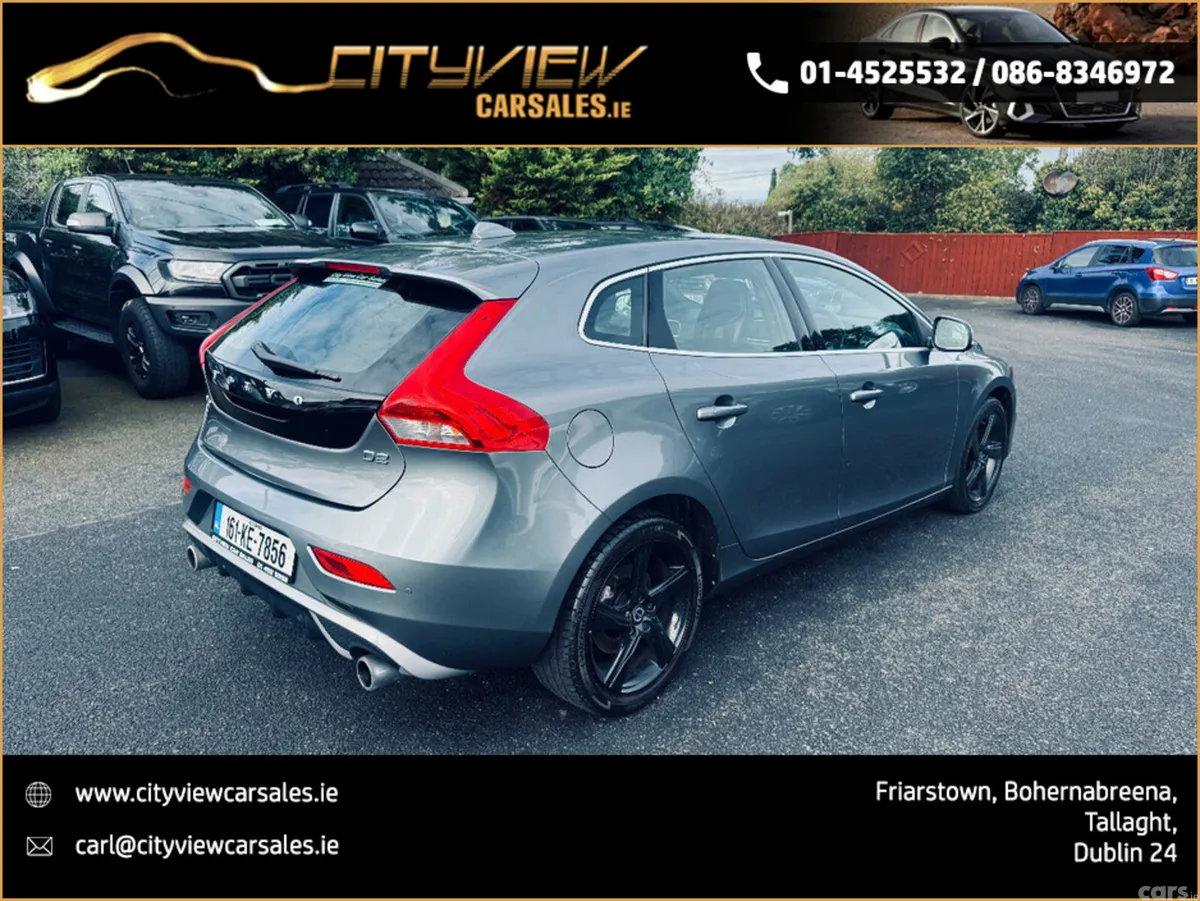 Volvo V40 Hatchback, Diesel, 2016, Grey