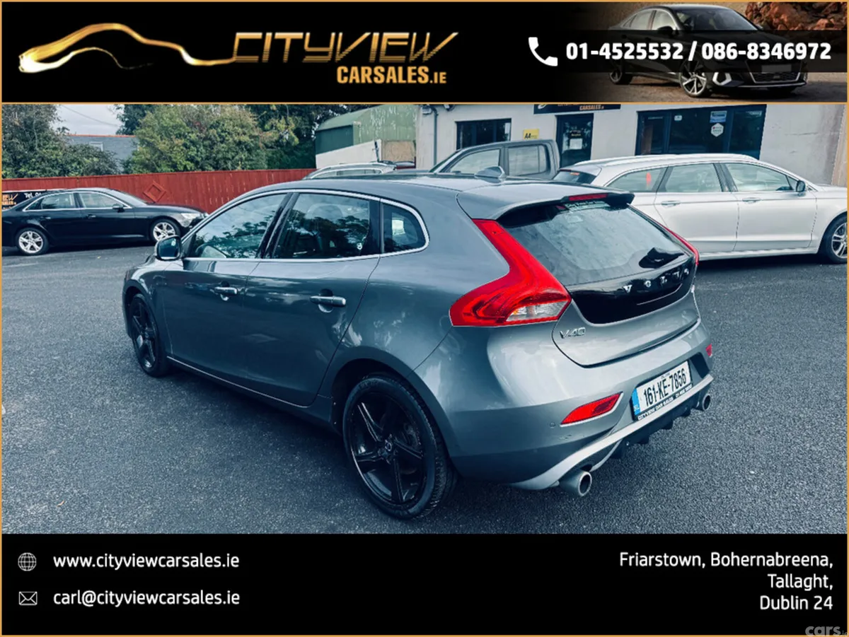 Volvo V40 Hatchback, Diesel, 2016, Grey