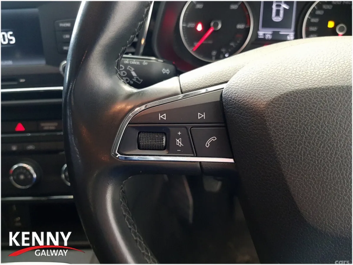 SEAT Leon Hatchback, Diesel, 2017, Grey