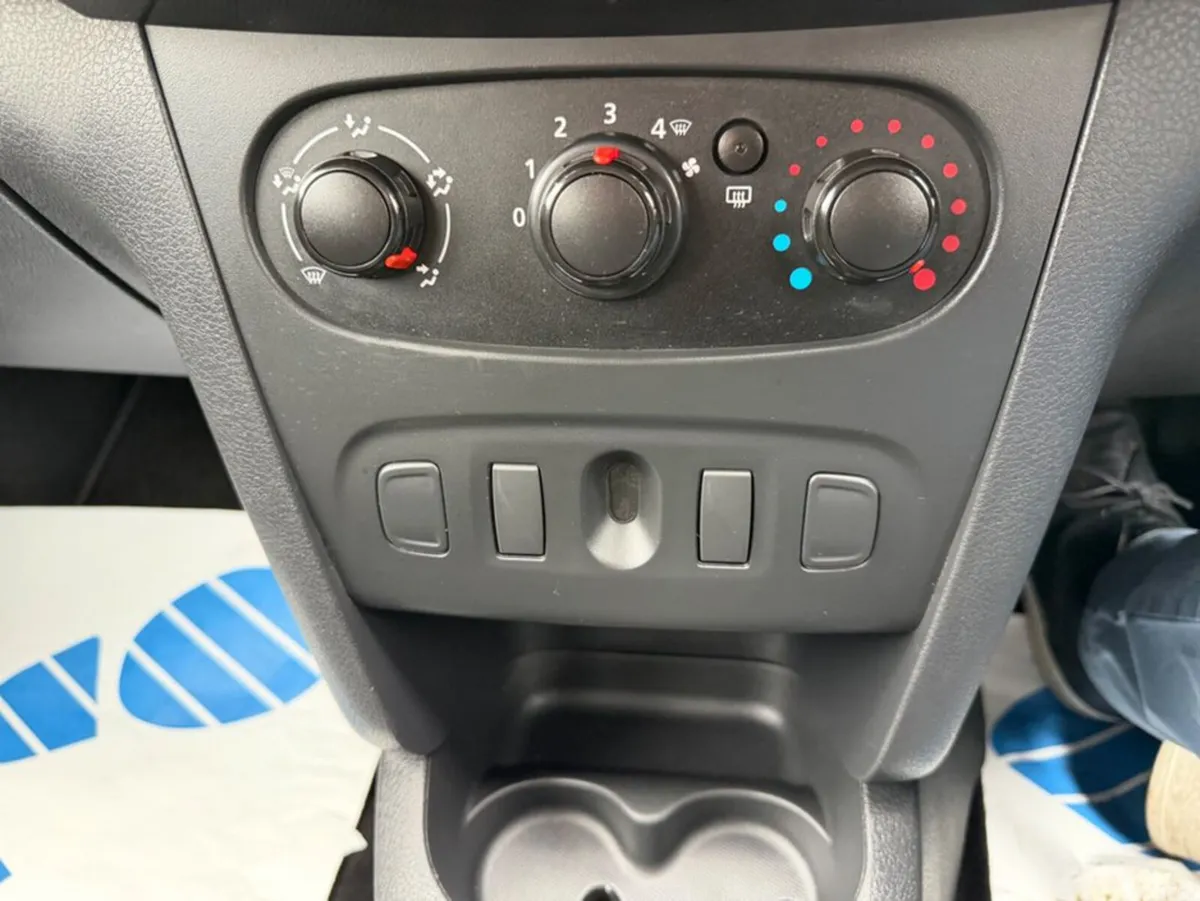 Dacia Sandero Stepway Hatchback, Diesel, 2017, Blue