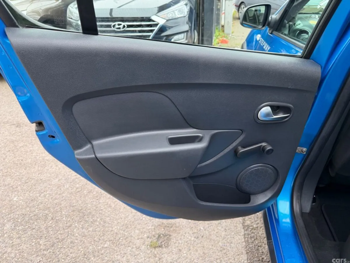 Dacia Sandero Stepway Hatchback, Diesel, 2017, Blue