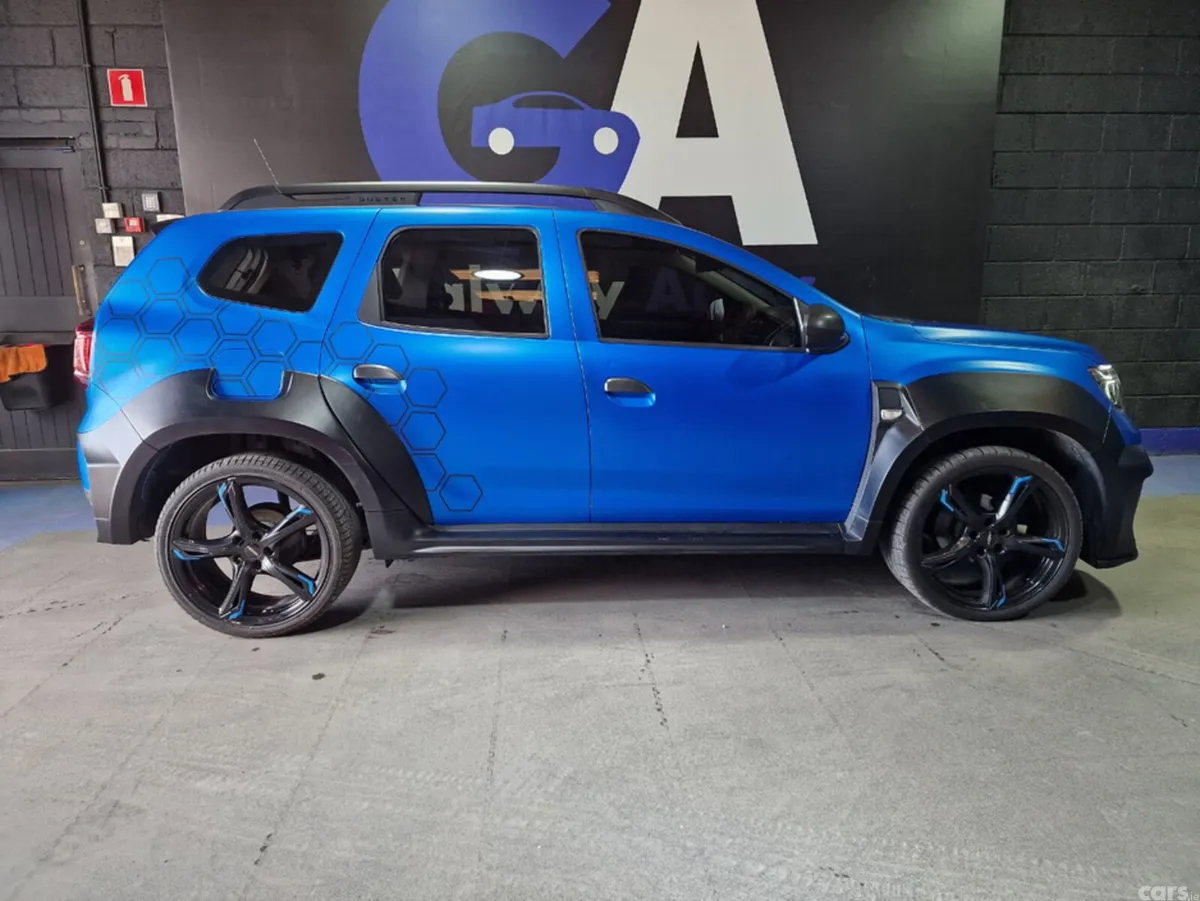 Dacia Duster MPV, Petrol, 2023, Blue