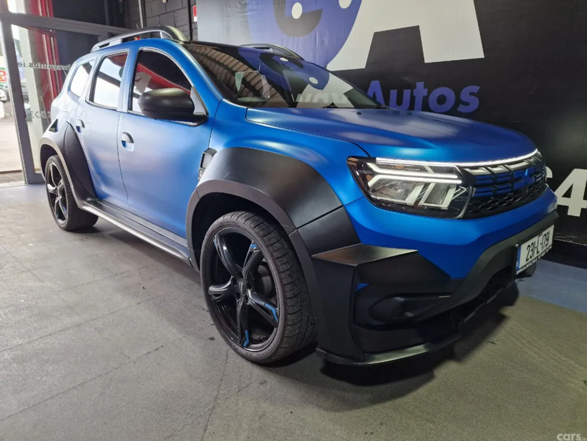 Dacia Duster MPV, Petrol, 2023, Blue