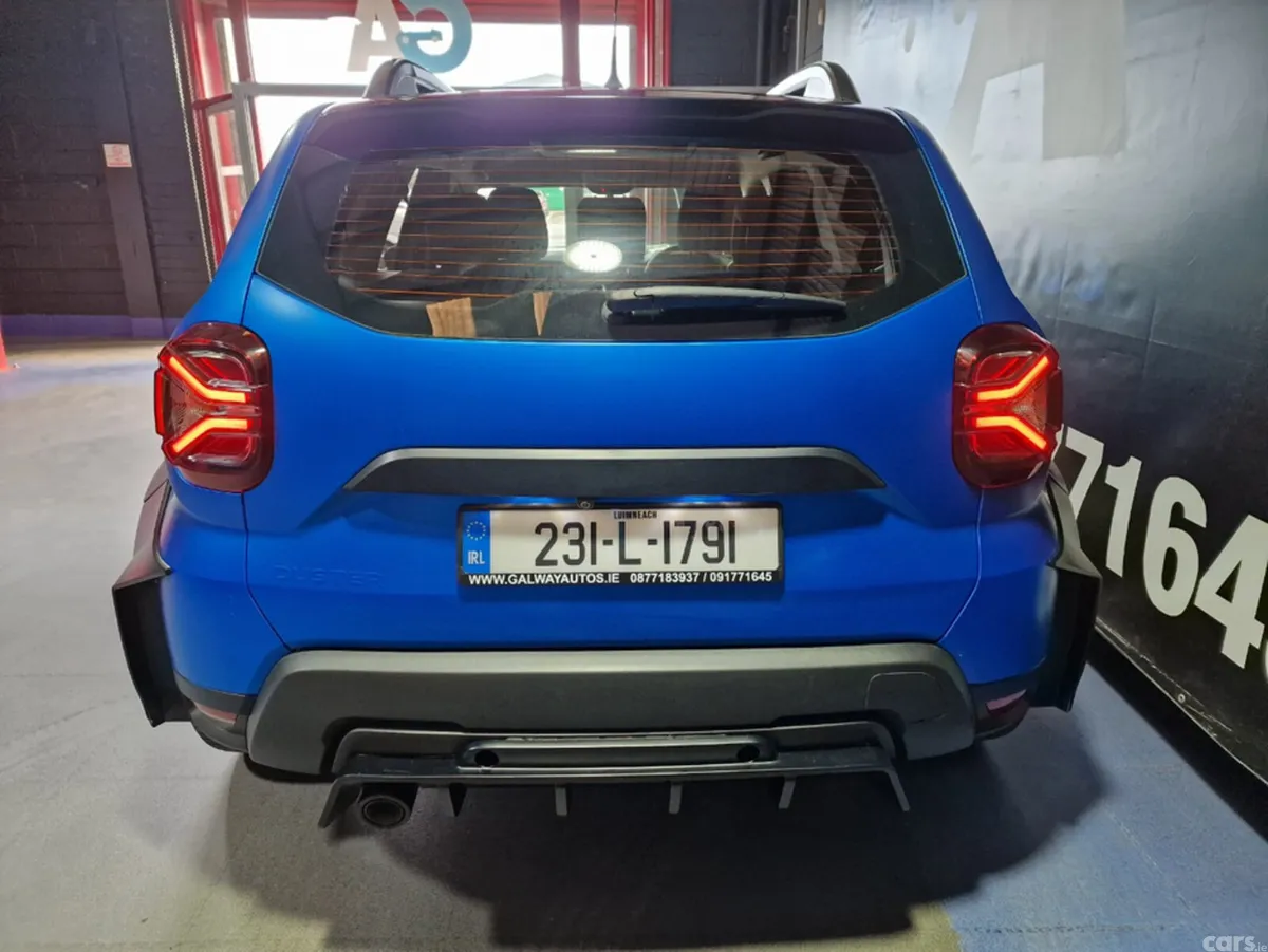 Dacia Duster MPV, Petrol, 2023, Blue