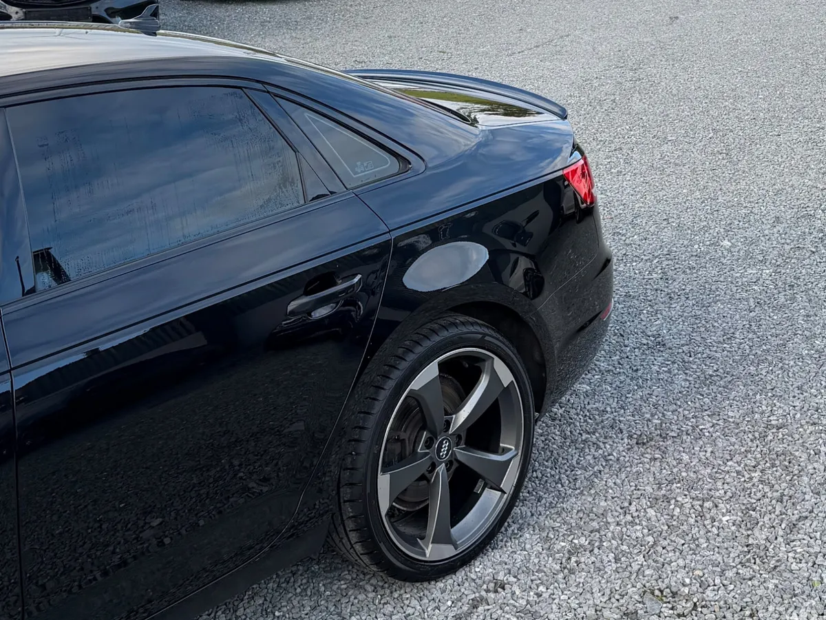 Audi A4 Saloon, Diesel, 2016, Black