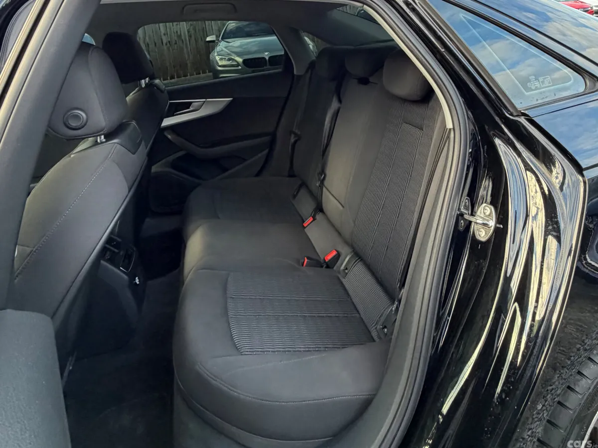 Audi A4 Saloon, Diesel, 2016, Black