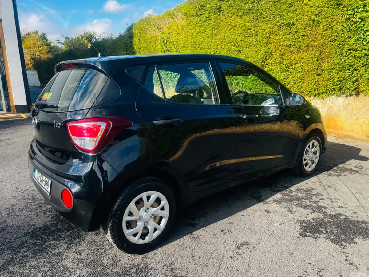 Hyundai i10 Hatchback, Petrol, 2017, Black