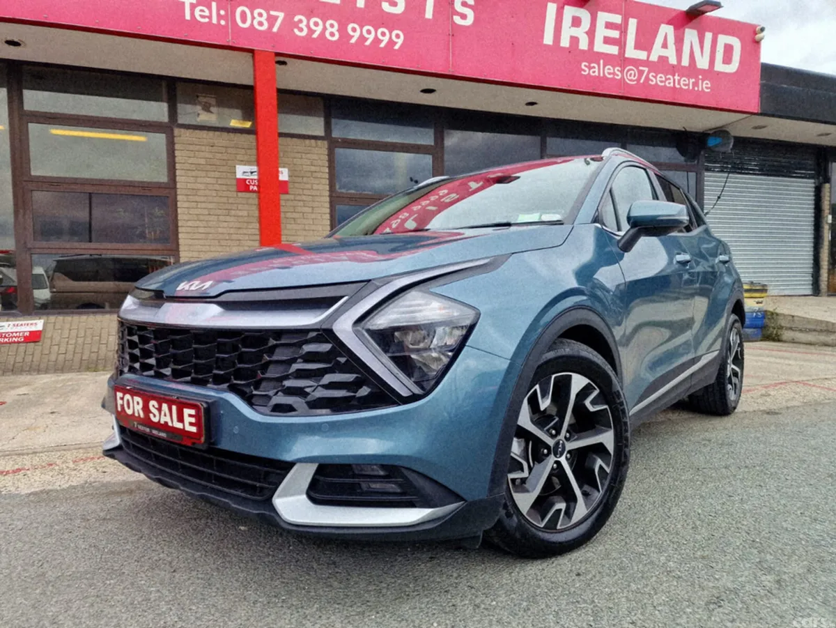 Kia Sportage MPV, Diesel, 2022, Grey