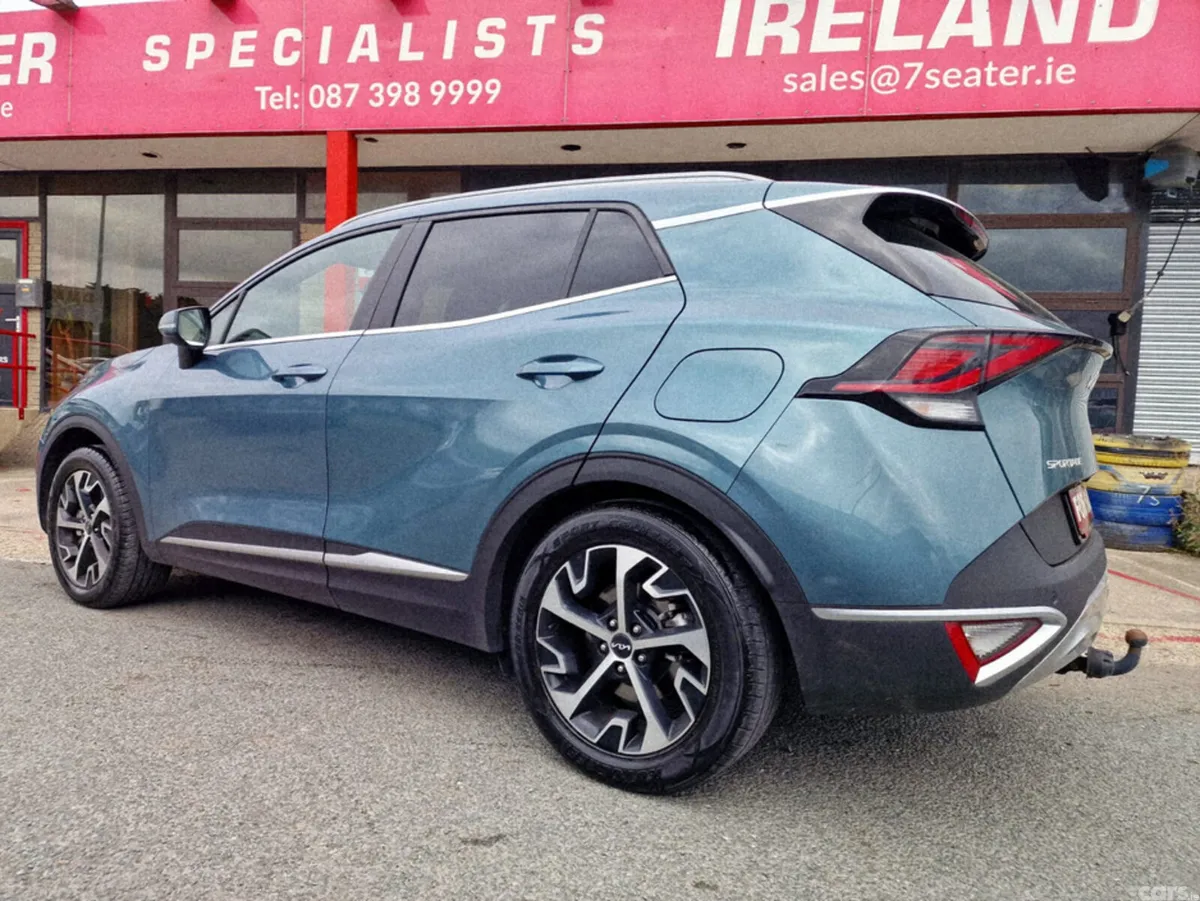 Kia Sportage MPV, Diesel, 2022, Grey