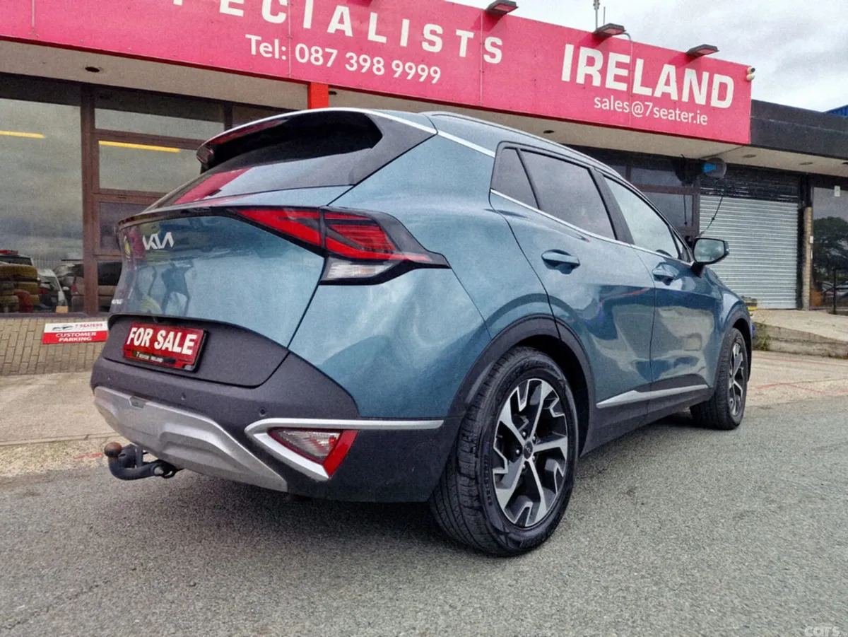Kia Sportage MPV, Diesel, 2022, Grey