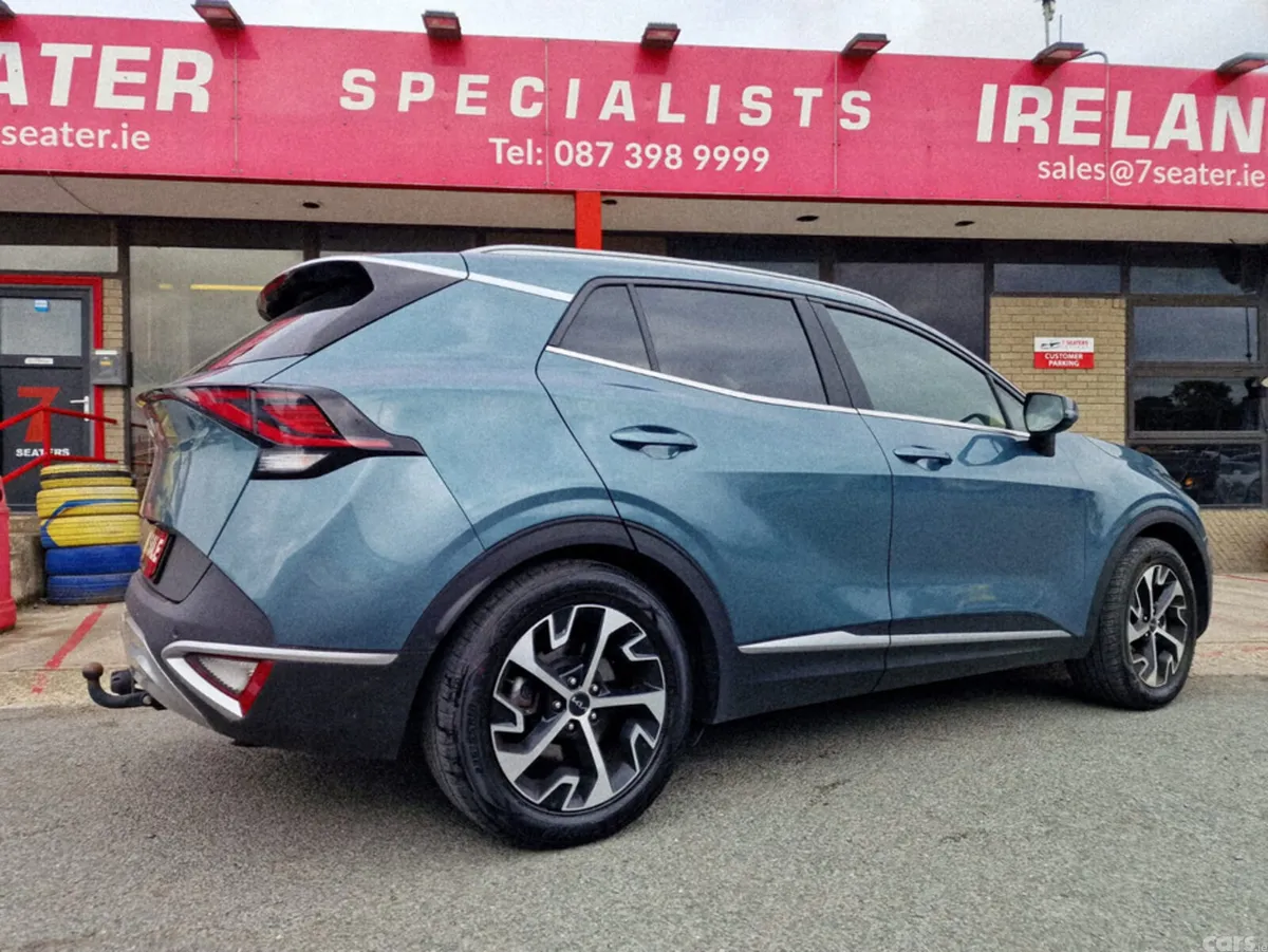 Kia Sportage MPV, Diesel, 2022, Grey