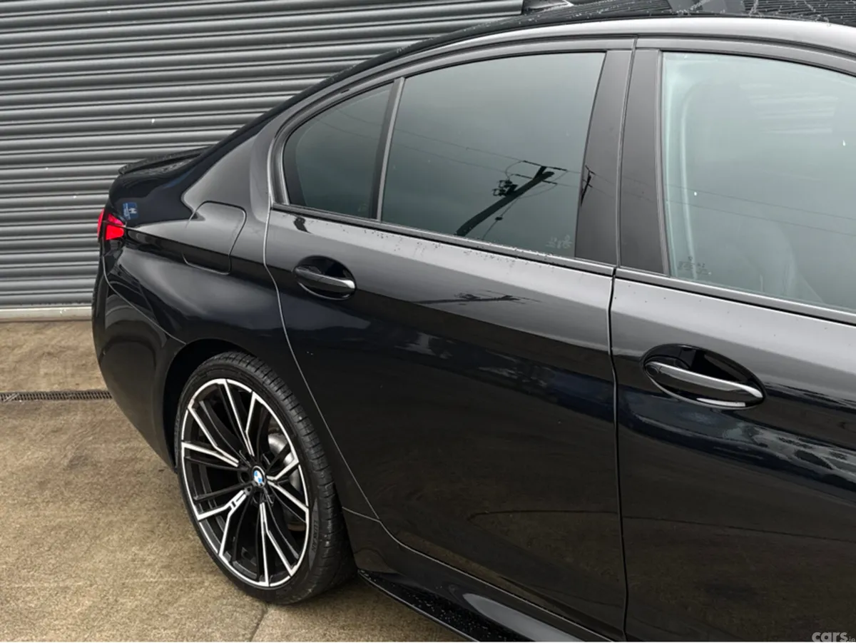 BMW 5-Series Saloon, Petrol Plug-in Hybrid, 2021, Black