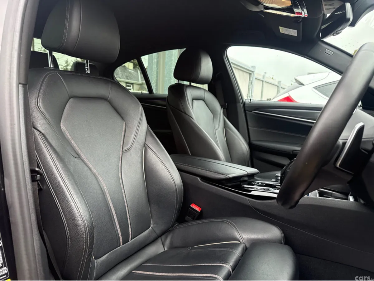 BMW 5-Series Saloon, Petrol Plug-in Hybrid, 2021, Black