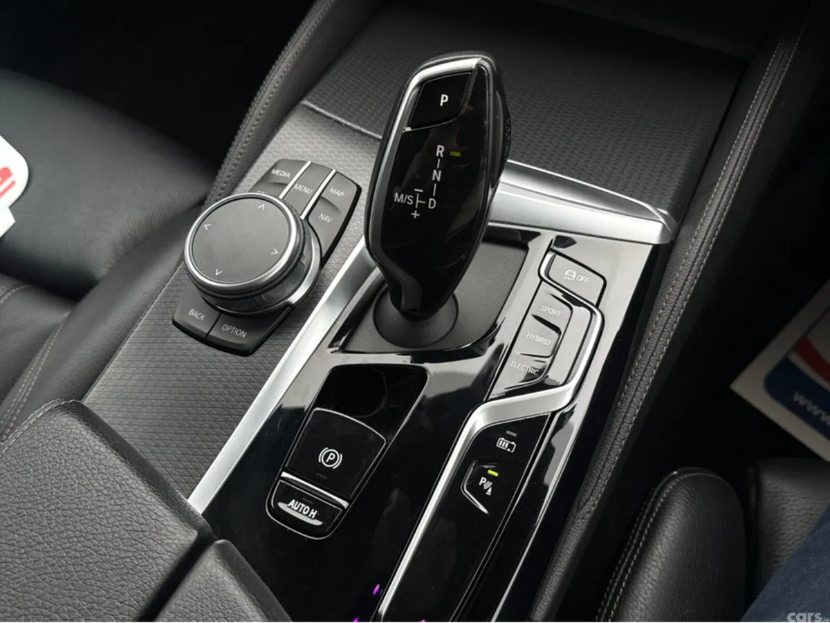BMW 5-Series Saloon, Petrol Plug-in Hybrid, 2021, Black