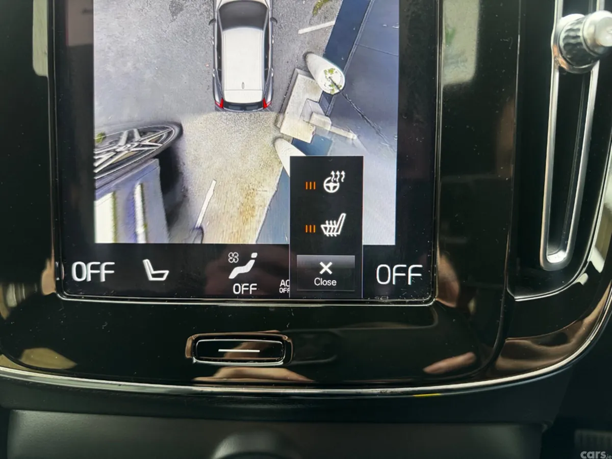 Volvo XC40 Estate, Petrol Plug-in Hybrid, 2023, Black