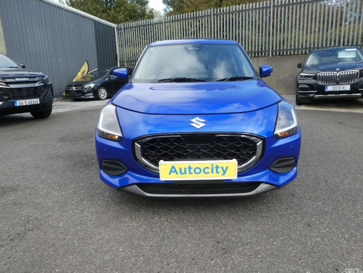 Suzuki Swift Hatchback, Petrol Hybrid, 2024, Blue