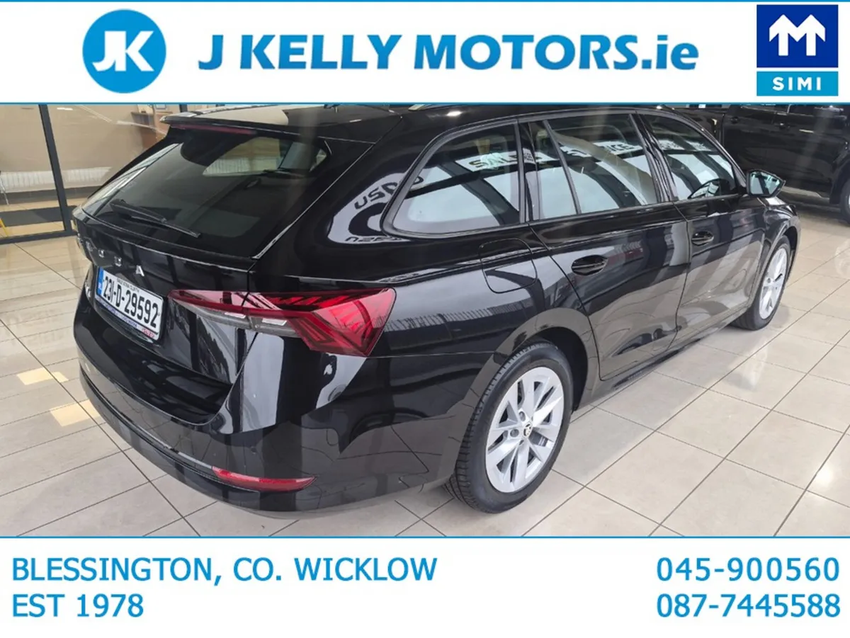 Skoda Octavia Estate, Diesel, 2023, Black