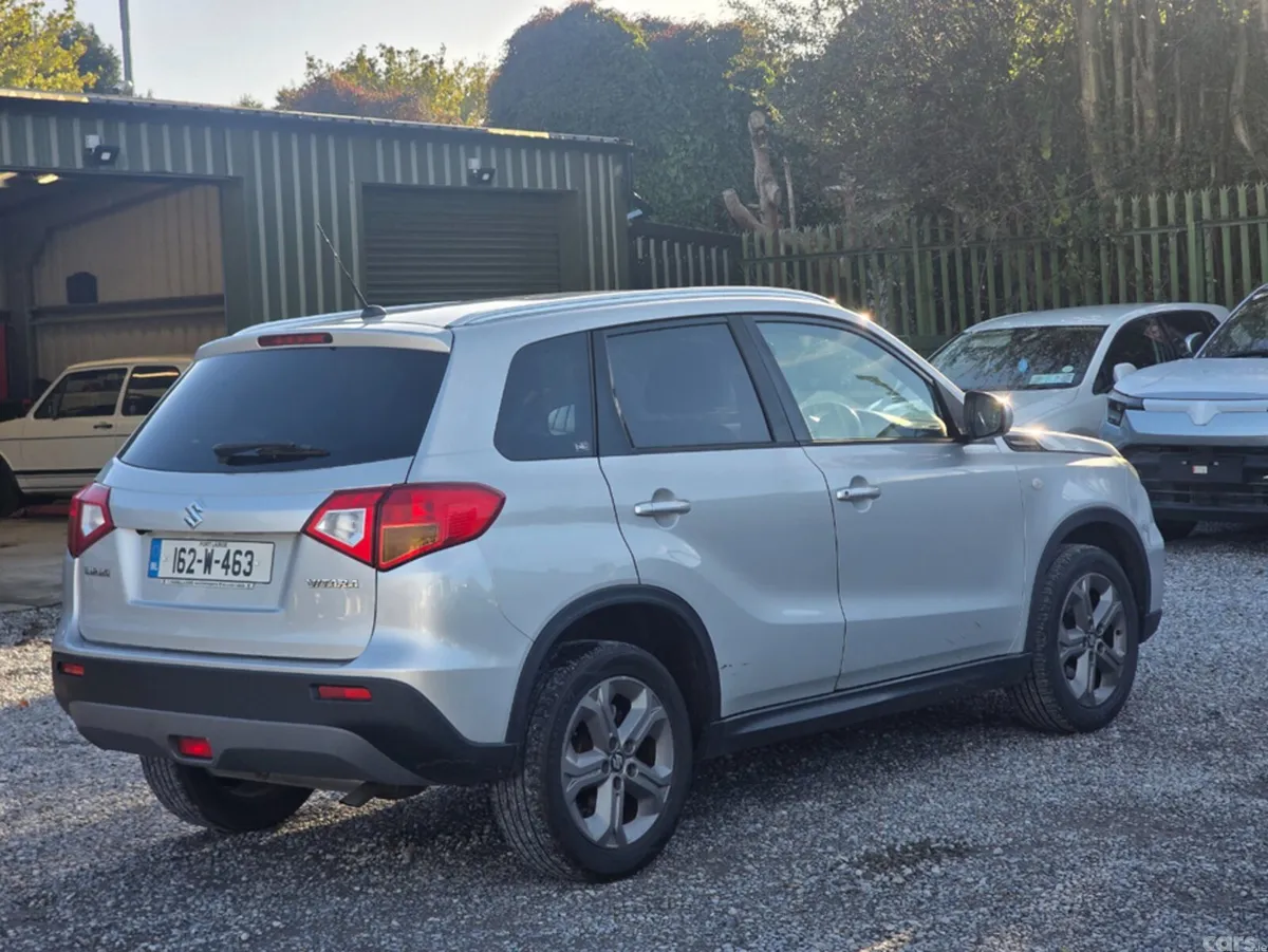 Suzuki Vitara SUV, Petrol, 2016, Silver