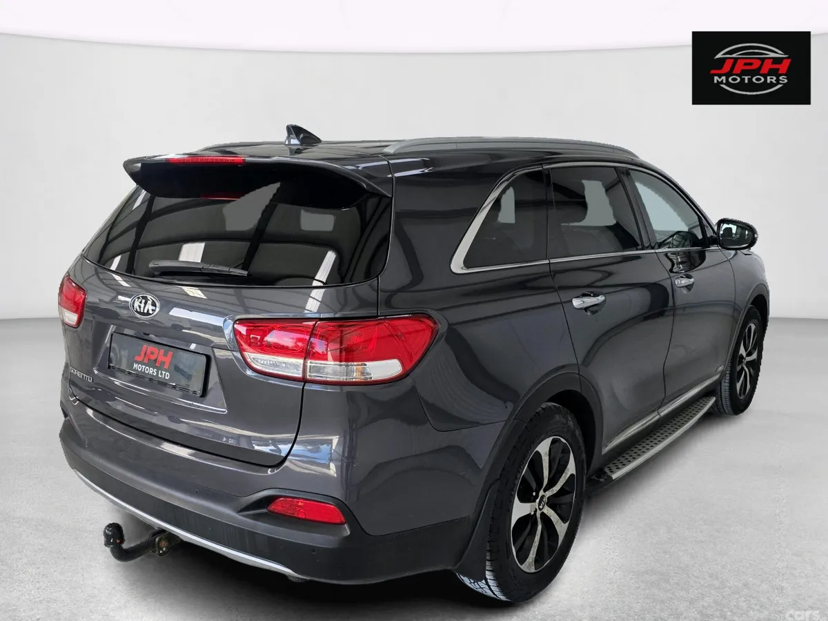 Kia Sorento SUV, Diesel, 2015, Grey