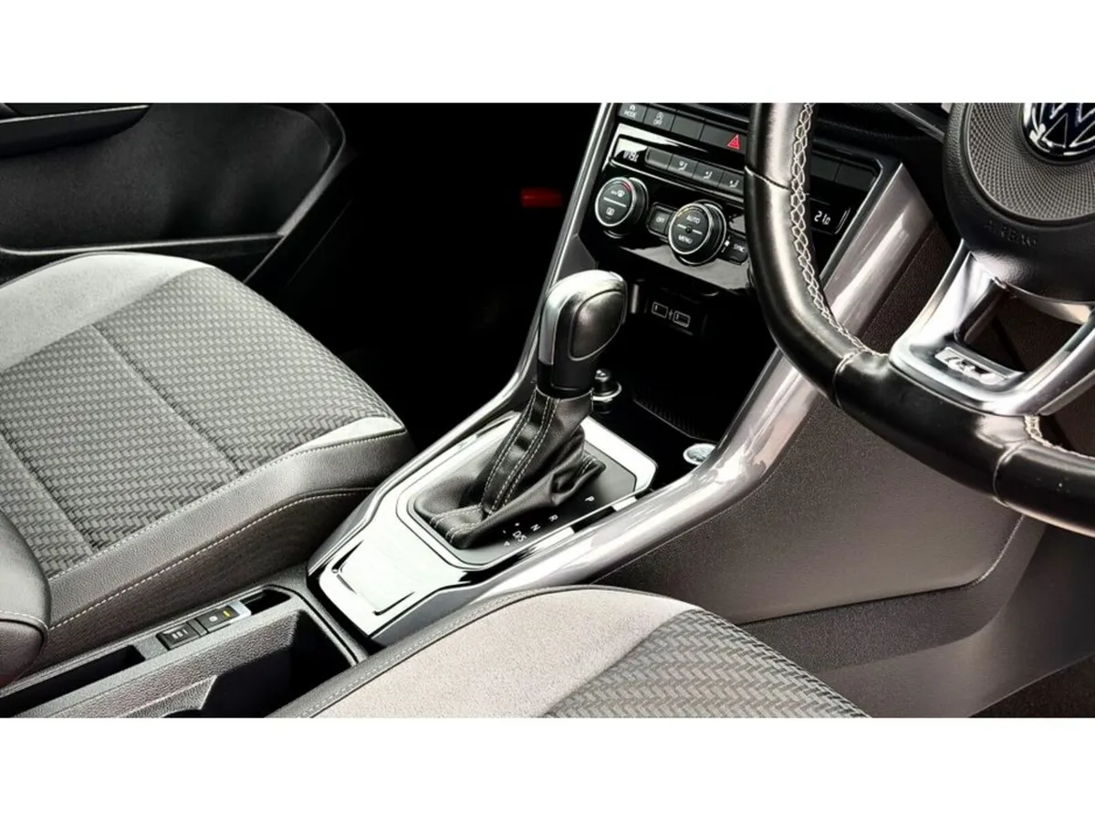 Volkswagen T-Roc Hatchback, Diesel, 2020, Grey