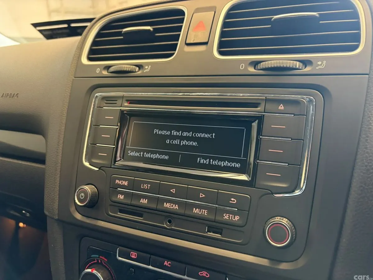 Volkswagen Golf Hatchback, Petrol, 2012, White