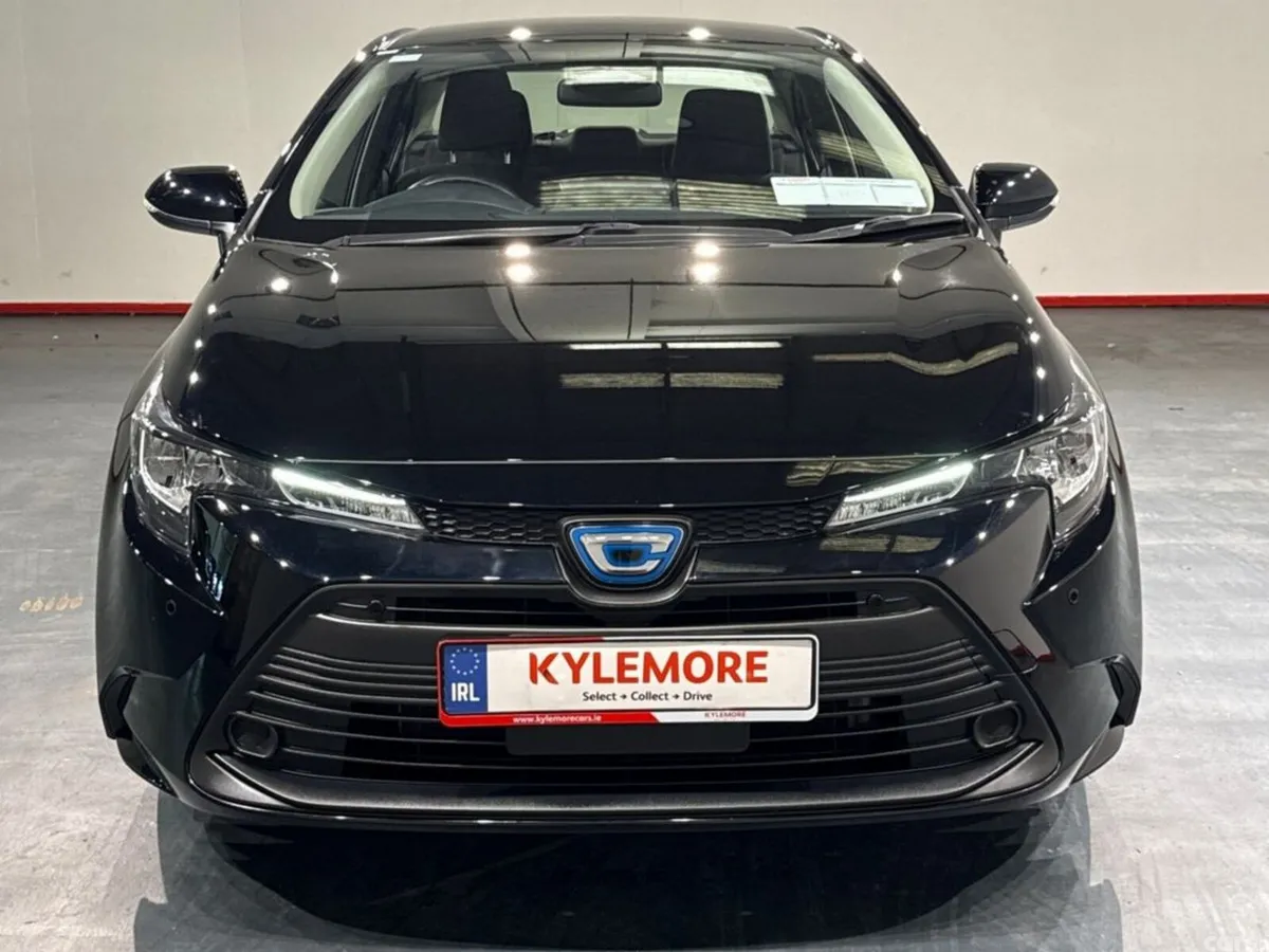 Toyota Corolla Saloon, Petrol Hybrid, 2023, Black