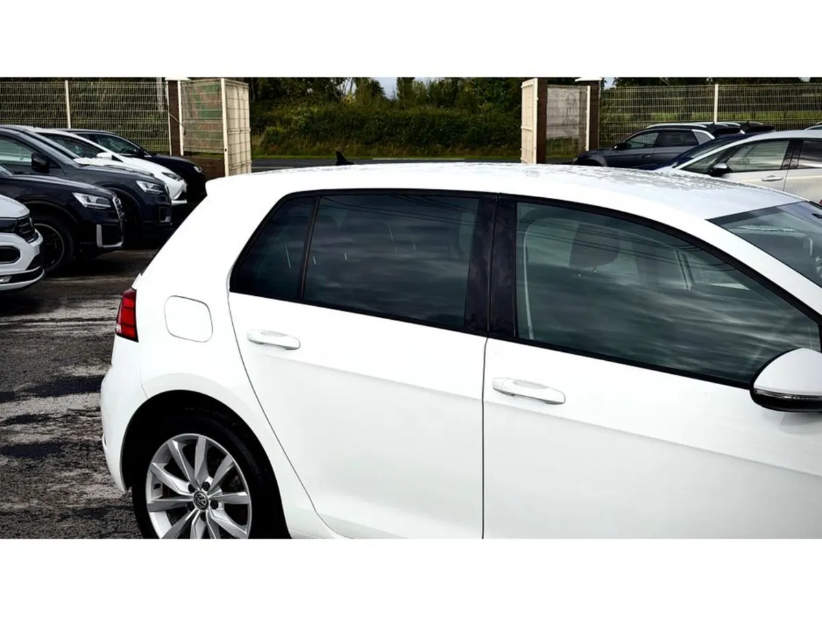 Volkswagen Golf Hatchback, Petrol, 2019, White