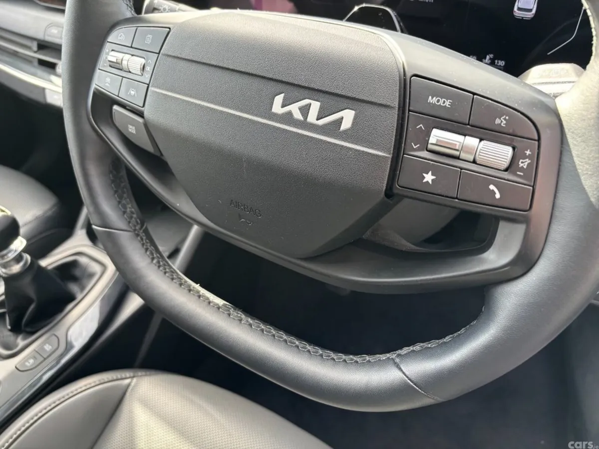 Kia K4 Hatchback, Petrol Hybrid, 2026, White