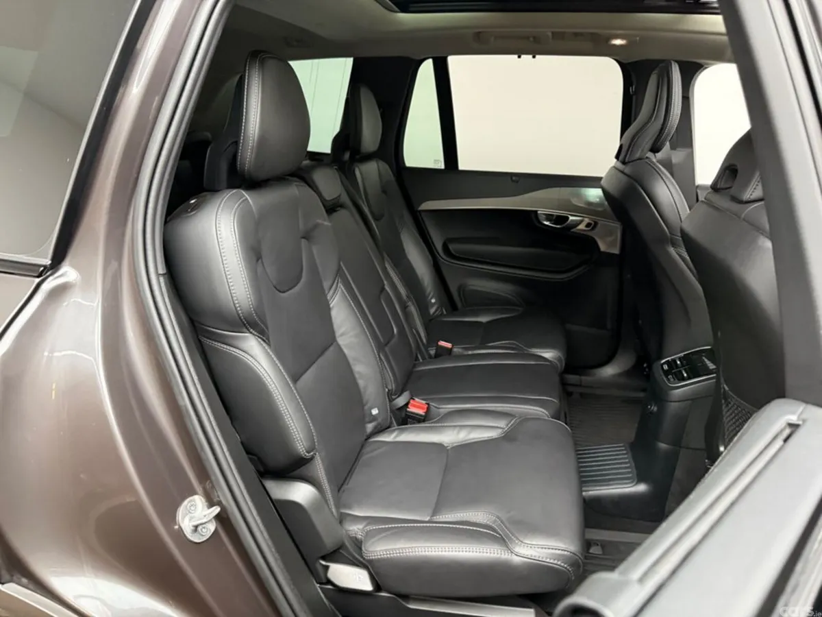 Volvo XC90 SUV, Petrol Plug-in Hybrid, 2024, Grey