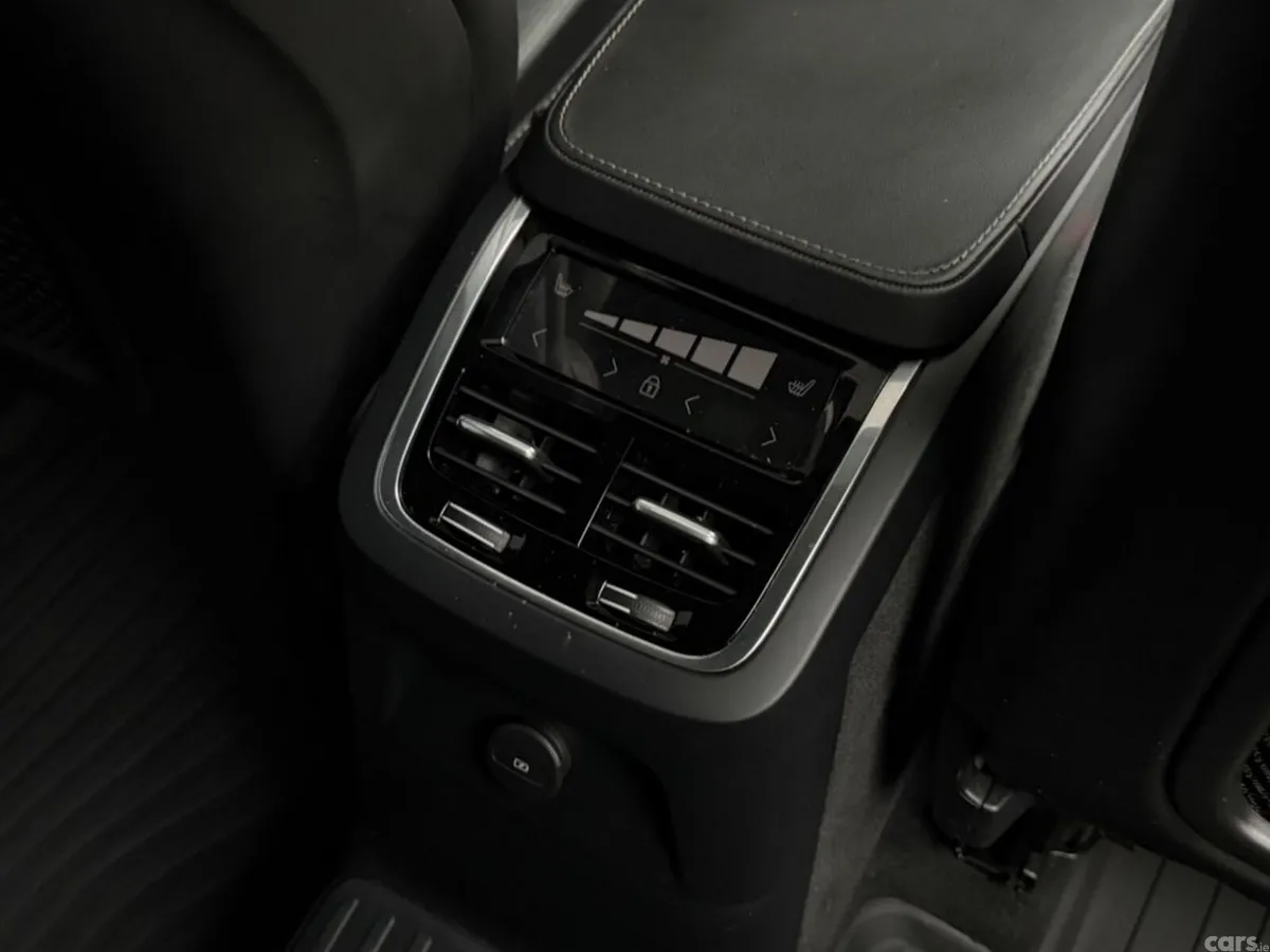 Volvo XC90 SUV, Petrol Plug-in Hybrid, 2024, Grey
